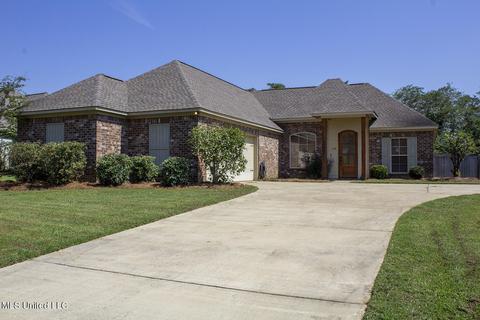 110 Trailbridge Xing Xing, Canton, MS 39046 photo 2