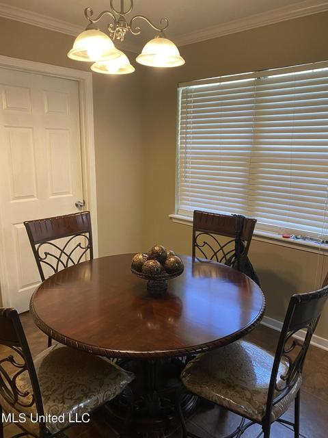 405 Avery Cv, Byram, MS 39272 photo 6