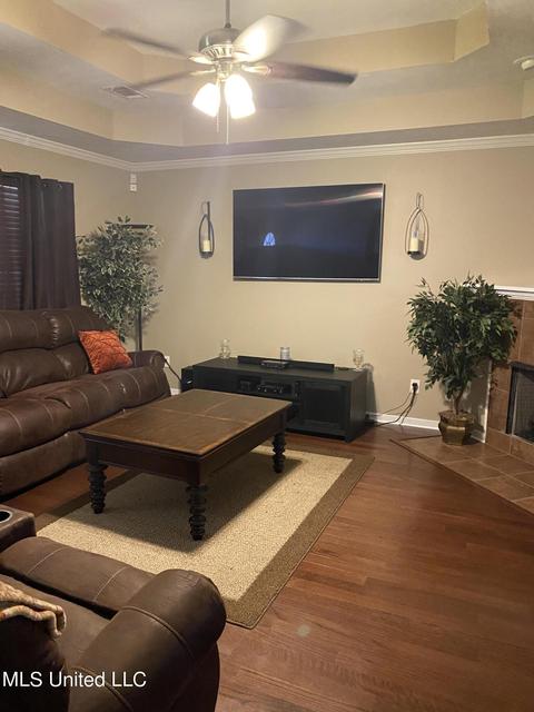 405 Avery Cv, Byram, MS 39272 photo 3