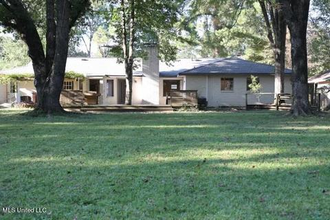 1352 Riverwood Dr, Jackson, MS 39211 photo 24