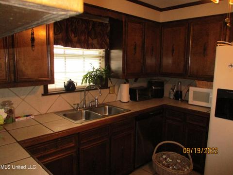 5943 Huntview Dr, Jackson, MS 39206 photo 13