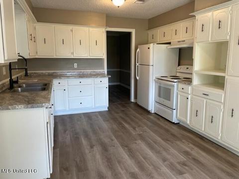 9375 Broadway Rd, Olive Branch, MS 38654 photo 4