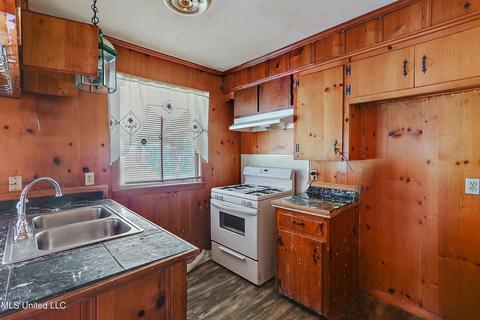 1403 Maria Dr, Jackson, MS 39204 photo 7