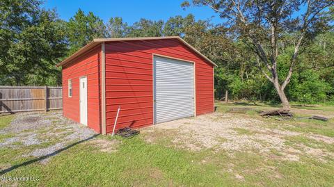 7525 Greenfields Rd, Moss Point, MS 39562 photo 14