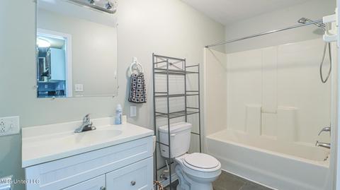7525 Greenfields Rd, Moss Point, MS 39562 photo 10