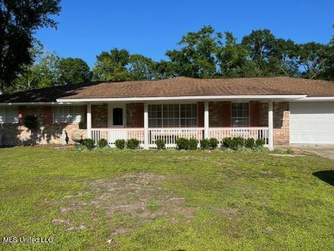 216 Clower Ave, Long Beach, MS 39560 photo 3