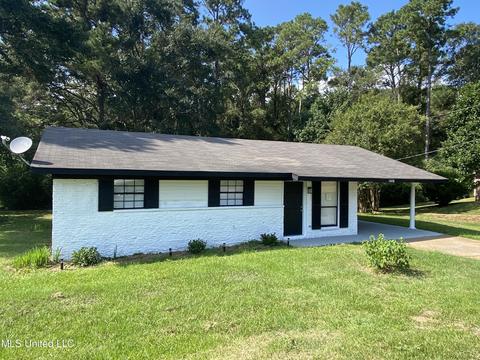 1008 NE Mclaurin Dr, Magee, MS 39111 photo 1