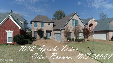 7092 Apache Dr, Olive Branch, MS 38654 photo 1