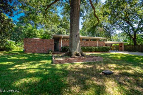 4014 Cabell Ln, Jackson, MS 39206 photo 1