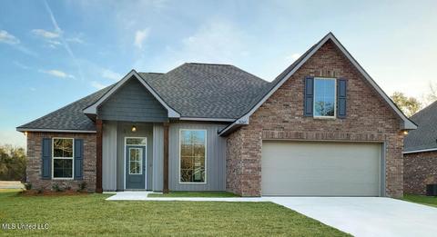 18245 Commission Rd, Long Beach, MS 39560