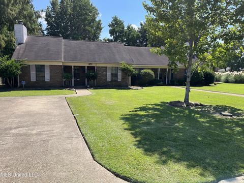 2419 River Oaks Blvd #A, Jackson, MS 39211 photo 1