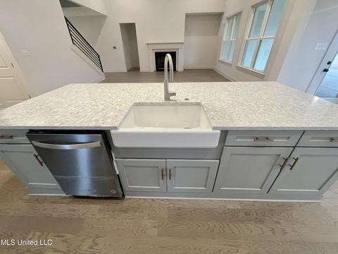 13810 High Fields Way, Olive Branch, MS 38654 photo 2