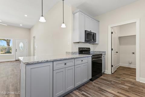 32 Rawls Rd, Perkinston, MS 39573 photo 9