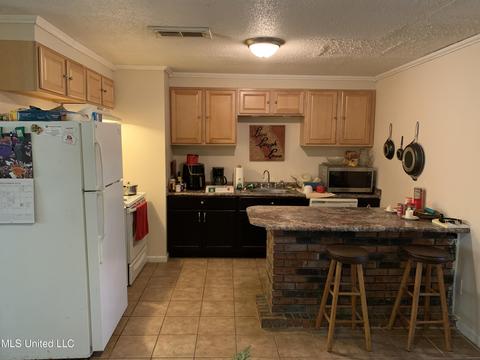 8300 William Baxter Rd, Moss Point, MS 39562 photo 5