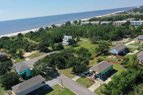105 Pitcher Pt, Long Beach, MS 39560 photo 31