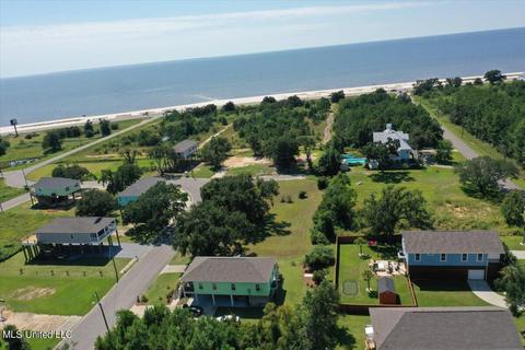 105 Pitcher Pt, Long Beach, MS 39560 photo 29