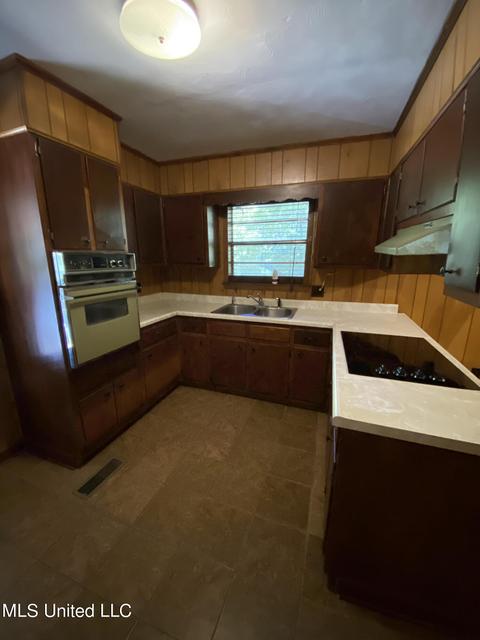 10968 Chickasaw Dr, Hernando, MS 38632 photo 9
