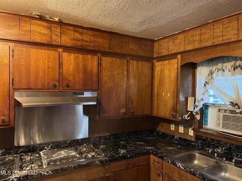 5035 Watkins Dr, Jackson, MS 39206 photo 12