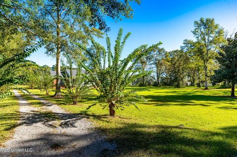 149 Jessica Ln, Lucedale, MS 39452 photo 4