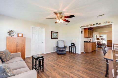 149 Jessica Ln, Lucedale, MS 39452 photo 5