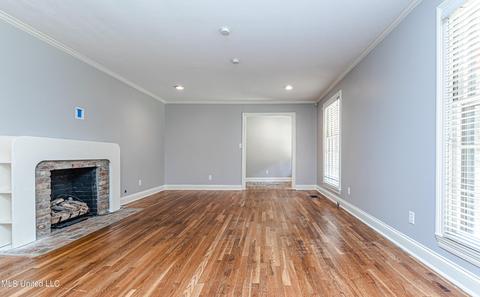 Living - 1838 Aztec Dr, Jackson, MS 39211 photo 2 of 4