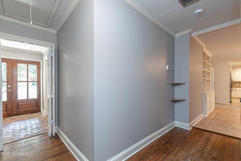 Entry Way - 1838 Aztec Dr, Jackson, MS 39211 photo 3 of 3