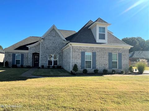 562 Wooten Cv, Nesbit, MS 38651 photo 1