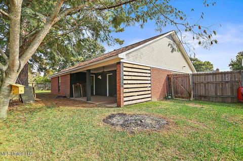 261 Riverbend Dr, Byram, MS 39272 photo 24