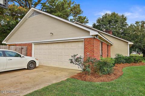 261 Riverbend Dr, Byram, MS 39272 photo 4