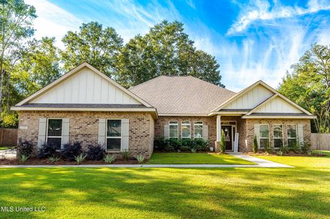 15205 Crestview Cv, Biloxi, MS 39532 photo 1