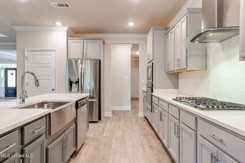 15205 Crestview Cv, Biloxi, MS 39532 photo 12