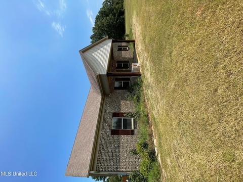 4840 Fulton Rd, Hernando, MS 38632 photo 1