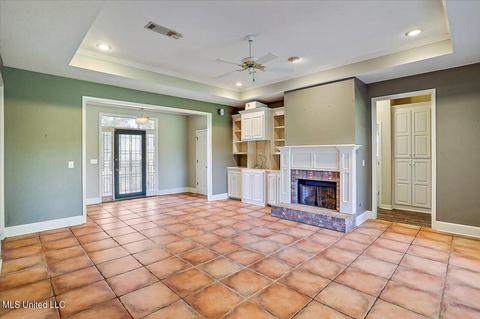 573 Spring Hill Dr, Madison, MS 39110 photo 9