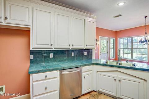 573 Spring Hill Dr, Madison, MS 39110 photo 11