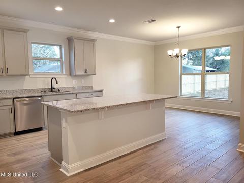 18237 Commission Rd, Long Beach, MS 39560 photo 5