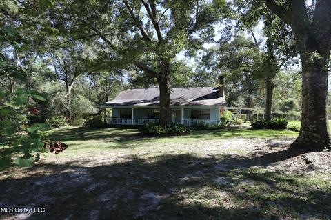 18165 Rouse Rd, Saucier, MS 39574 photo 2
