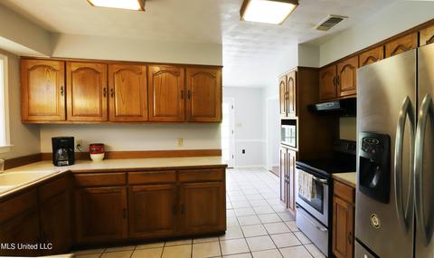 18165 Rouse Rd, Saucier, MS 39574 photo 8