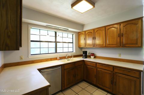 18165 Rouse Rd, Saucier, MS 39574 photo 9