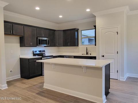 12 Sumner Cv, Long Beach, MS 39560 photo 3