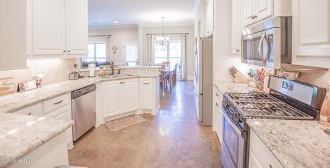 220 Greenfield Xing, Brandon, MS 39042 photo 6