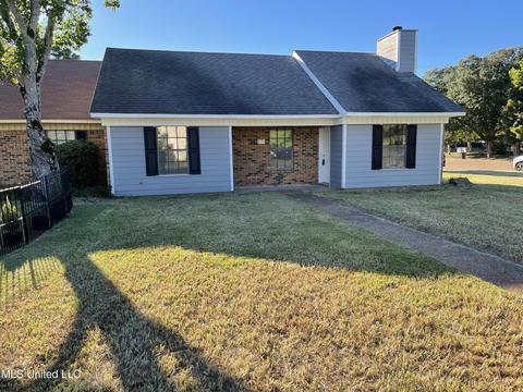 427 Northtown Dr, Jackson, MS 39211 photo 1
