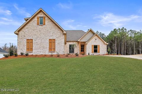 1646 Old Lake Rd, Brandon, MS 39042