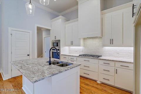 1646 Old Lake Rd, Brandon, MS 39042 photo 7