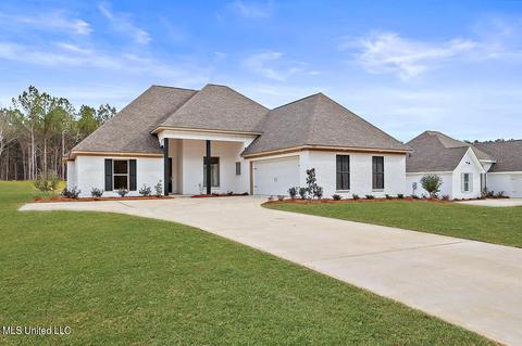1630 Old Lake Rd, Brandon, MS 39042