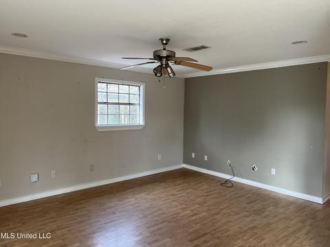 305 Charles Ave, Long Beach, MS 39560 photo 4
