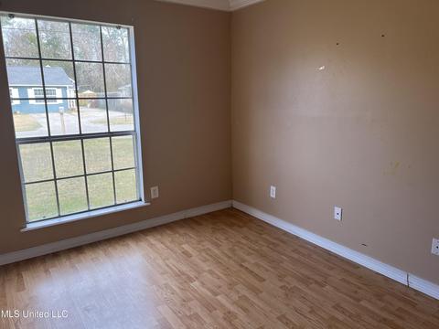 305 Charles Ave, Long Beach, MS 39560 photo 9