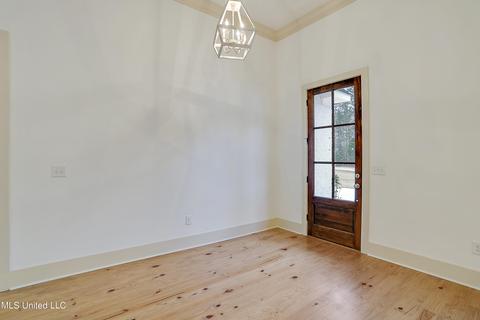 1642 Old Lake Rd, Brandon, MS 39042 photo 4