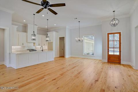 1634 Old Lake Rd, Brandon, MS 39042 photo 8