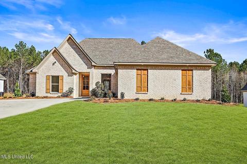 1634 Old Lake Rd, Brandon, MS 39042 photo 1