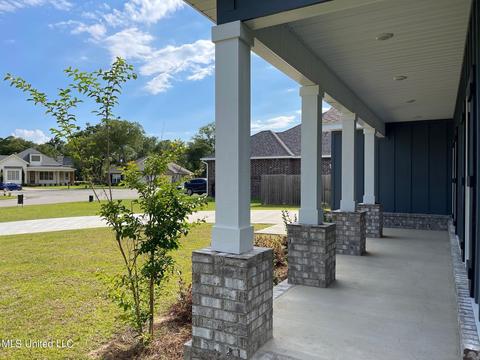 4 Canal Pl, Long Beach, MS 39560 photo 2